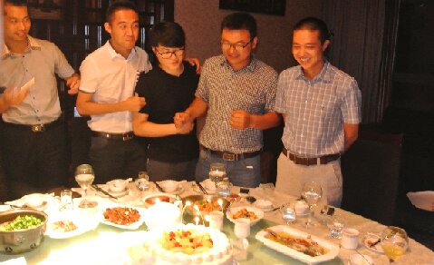 華信行-2014年度-員工團(tuán)建-員工生日會(huì)