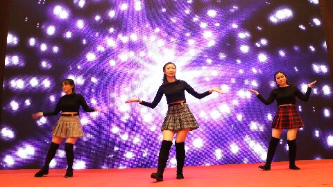 華信行-2019年度-員工團建-年會節目表演
